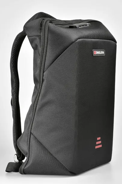 monolith-plecak-na-laptopa-156-stan-nowy