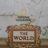 swiat-executive-pacific-centered-mapa-do-wpinania-wydawnictwo-national-geographic