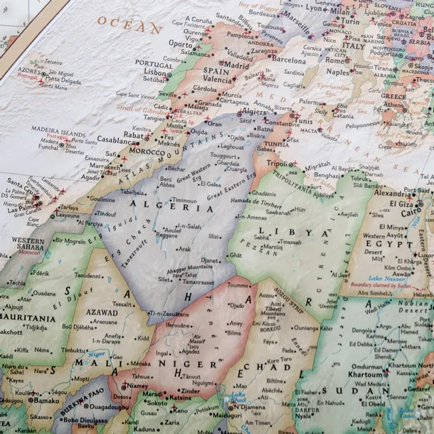 swiat-executive-pacific-centered-mapa-do-wpinania-jezyk-angielski