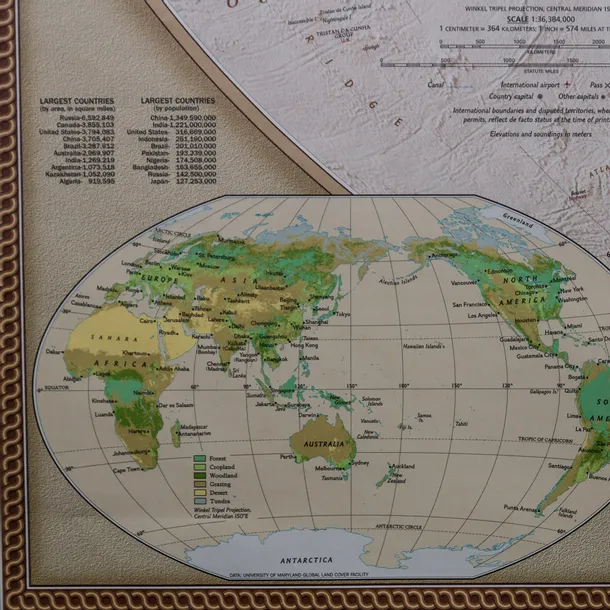 swiat-executive-pacific-centered-mapa-do-wpinania-autor-praca-zbiorowa