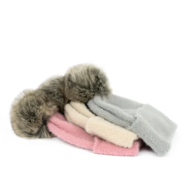 czapka-soft-fluff-stan-nowy
