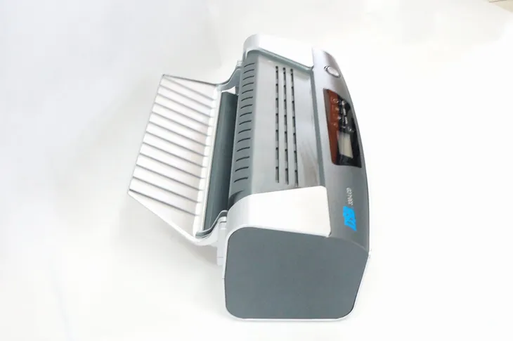 laminator-biurowy-a3-330-lcd-stan-nowy-waga-z-opakowaniem-5400-kg