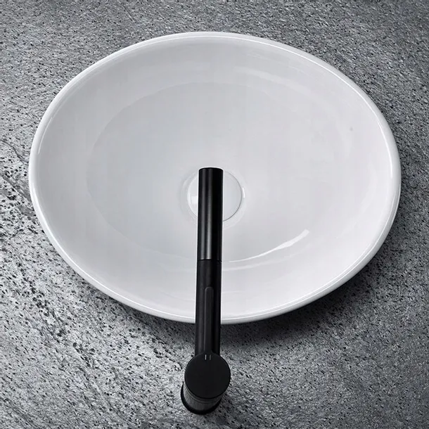 umywalka-ceramiczna-sofia-mini-bateria-syfon-rea-stan-nowy-sposob-montazu-nablatowa