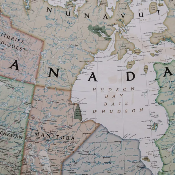 kanada-mapa-scienna-ozdobna-executive-arkusz-ng-wydawnictwo-national-geographic