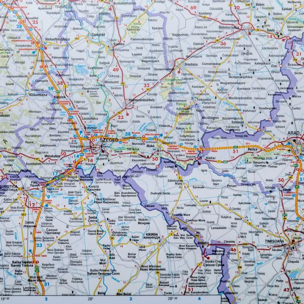 rumunia-mapa-scienna-samochodowa-1-700t-arkusz-okladka-inna