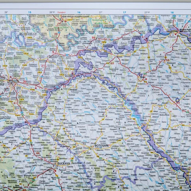 rumunia-mapa-scienna-samochodowa-1-700t-arkusz-liczba-stron-1