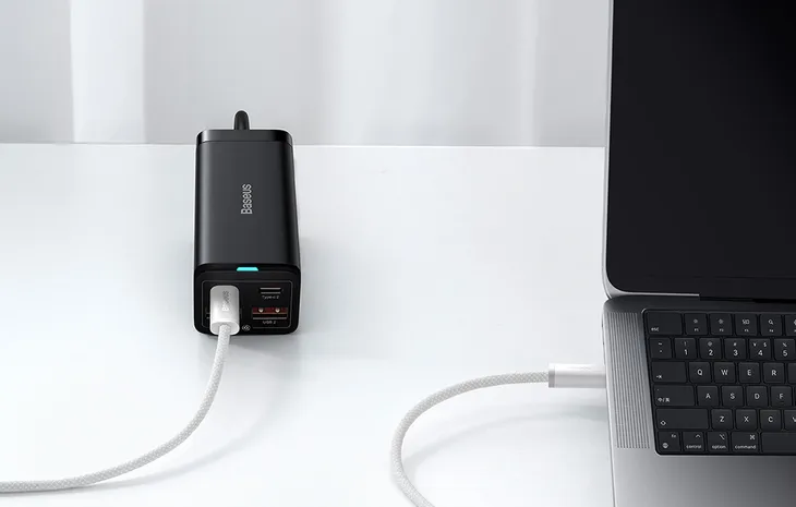 kabel-usb-c-do-usb-c-baseus-dynamic-100w-2m-bialy-kolor-bialy-dlugosc-przewodu-2-m
