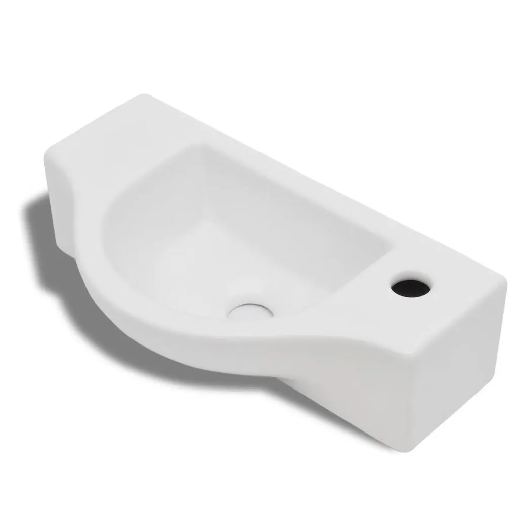 ceramiczna-umywalka-z-otworem-na-kran-biala-stan-nowy