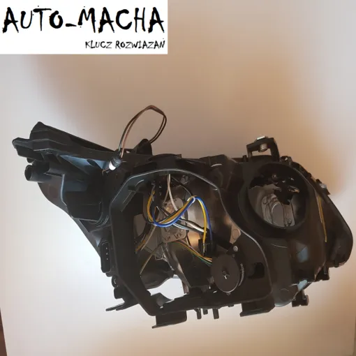 bmw-e60-e61-reflektor-przedni-lewa-bialy-strona-zabudowy-lewe