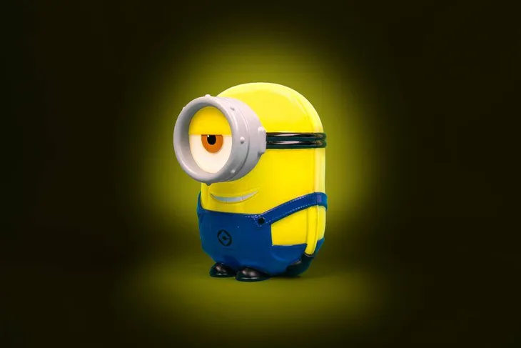 mini-lampka-minions-3d-stuart-stan-nowy