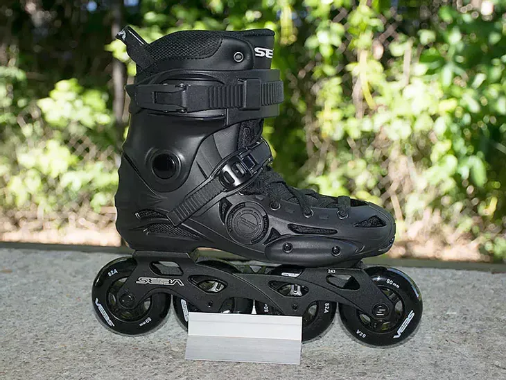 rolki-seba-e3-80-premium-black-stan-nowy-kolor-czarny