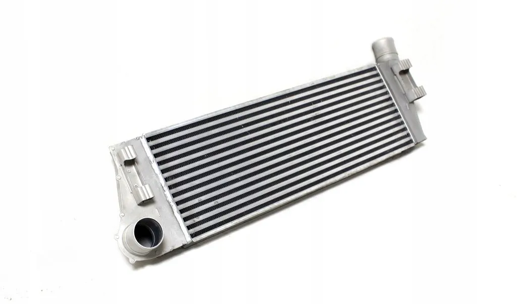 intercooler-renault-master-2-1-9-dci-01-