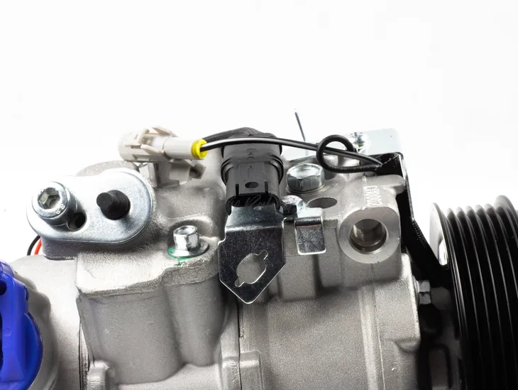 sprezarka-klimatyzacji-bmw-1-e81-e87-e82-e88-nowa-numer-katalogowy-czesci-4471908460-4471908461