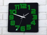 zegar-scienny-logik-czarno-bialy-30cm-ksztalt-kwadratowy