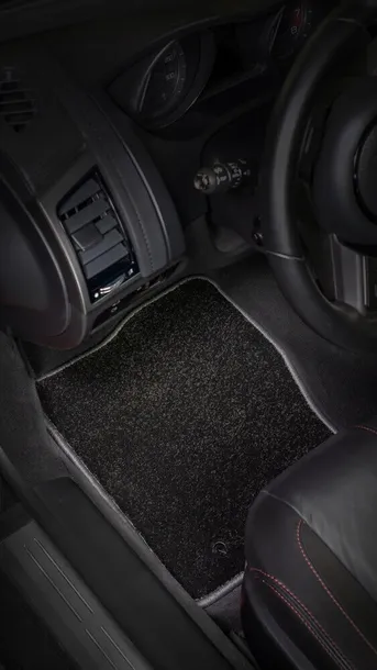 ford-kuga-2020-liczba-elementow-komplety