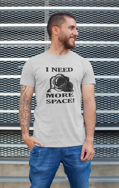 koszulka-meska-i-need-more-space-marka-inna