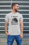 koszulka-meska-i-need-more-space-marka-inna