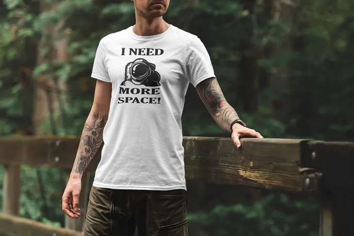 koszulka-meska-i-need-more-space-rozmiar-l