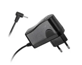zasilacz-sieciowy-do-tabletow-quer-5v-2a