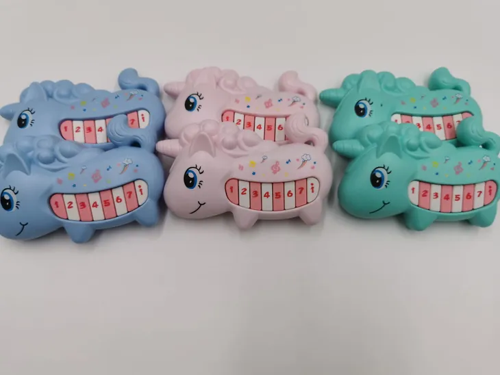 mini-pianinko-organki-jednorozce-rodzaj-pianinko