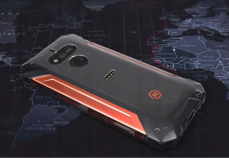 szklo-etui-do-myphone-hammer-explorer-pro-funkcje-pochlanianie-wstrzasow