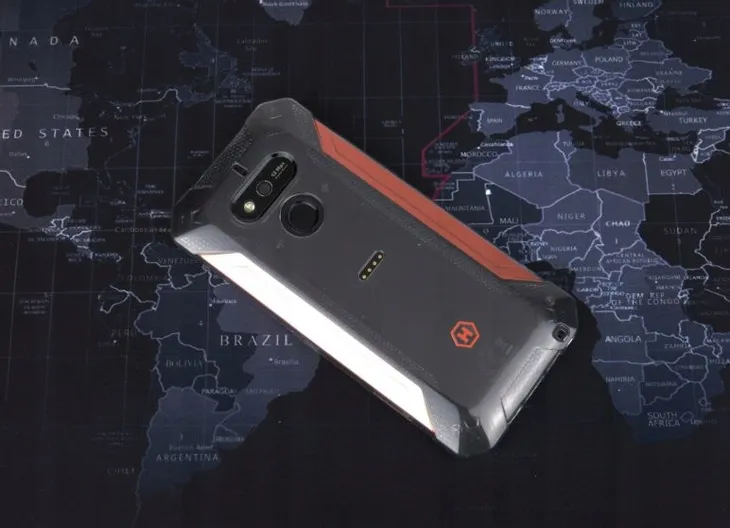 szklo-etui-do-myphone-hammer-explorer-pro-stan-nowy-kolor-bezbarwny