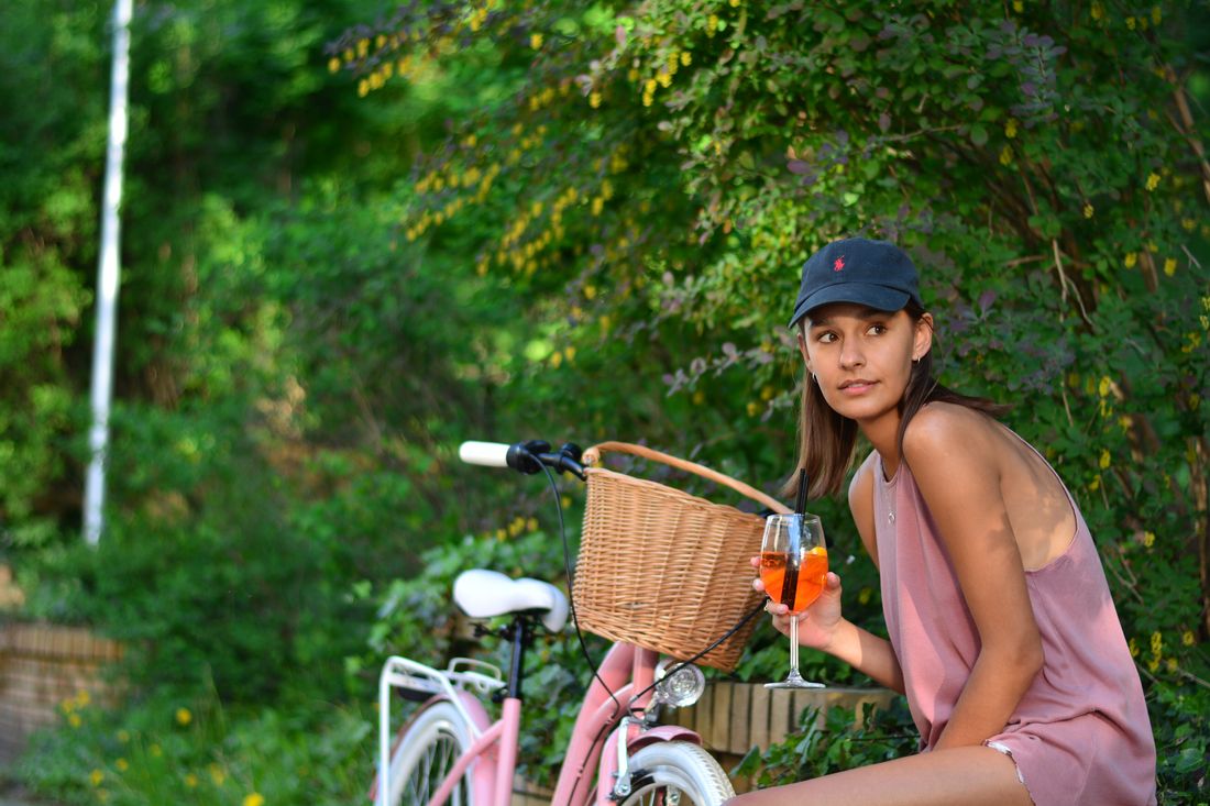 rower-miejski-goetze-style-28-rozowy-stan-nowy