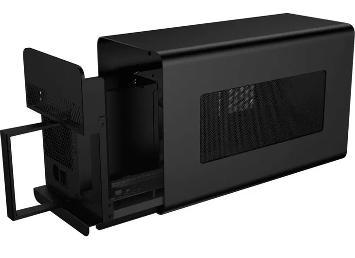 stacja-dokujaca-egpu-razer-core-x-stan-powystawowy