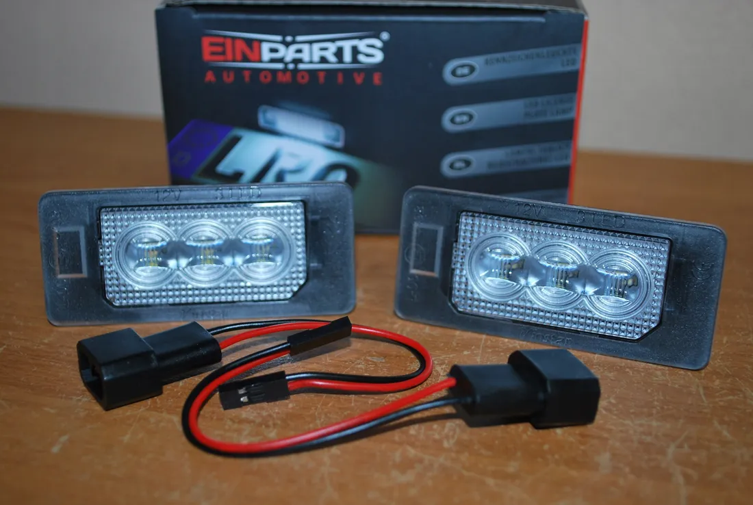 podswietlenie-led-tablicy-bmw-5-e60-3-e90-e91-stan-nowy