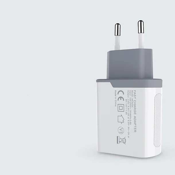 nillkin-fast-charge-adapter-white