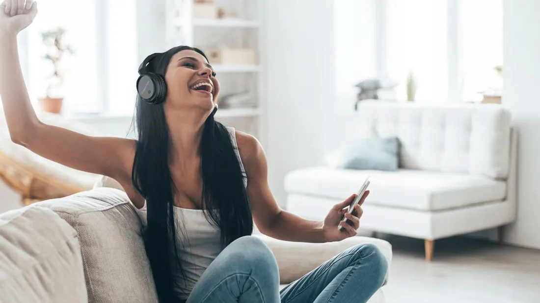 sluchawki-bluetooth-aux-flow-2-wireless