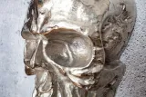 invicta-dekoracja-scienna-skull-srebrna