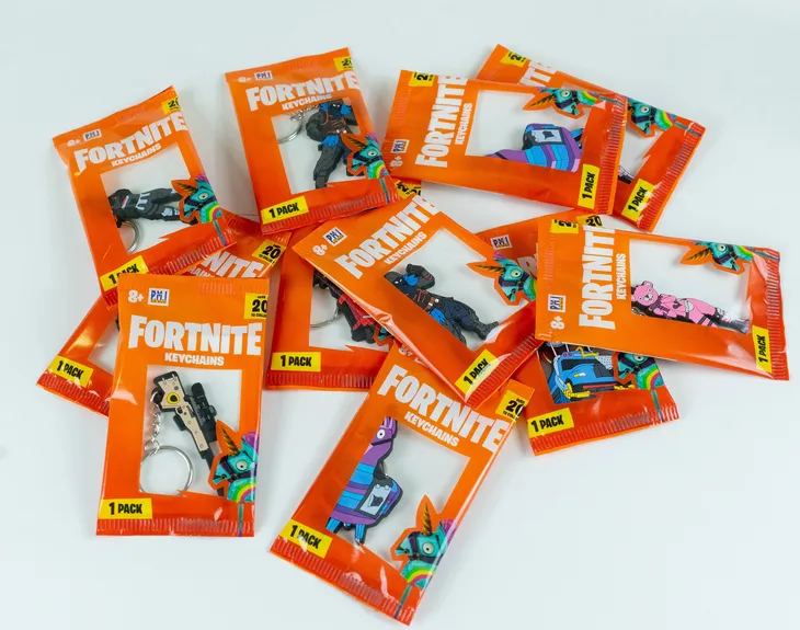 tm-pm18002-fortnite-breloczek-2d