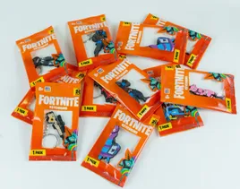 tm-pm18002-fortnite-breloczek-2d
