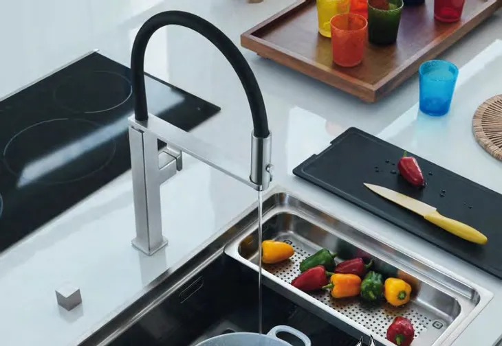 franke-bateria-kuchenna-smart-pull-out-spray-chrom-stan-nowy-wykonczenie-metal