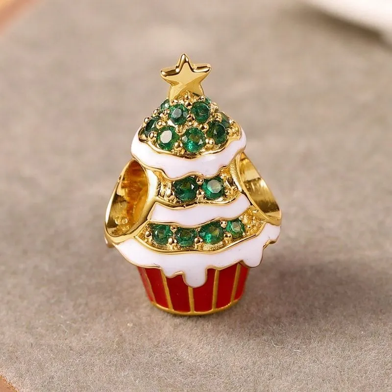 gnoce-charms-christmas-tree-cupcake-stan-nowy