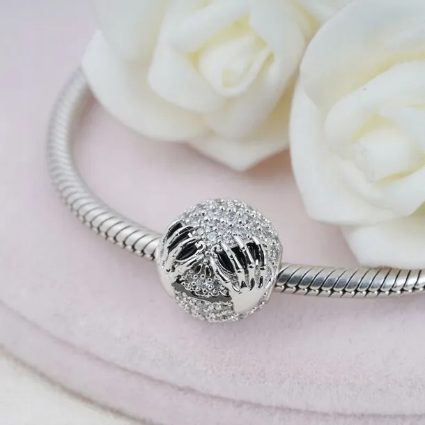 gnoce-charms-see-no-skull-stan-nowy