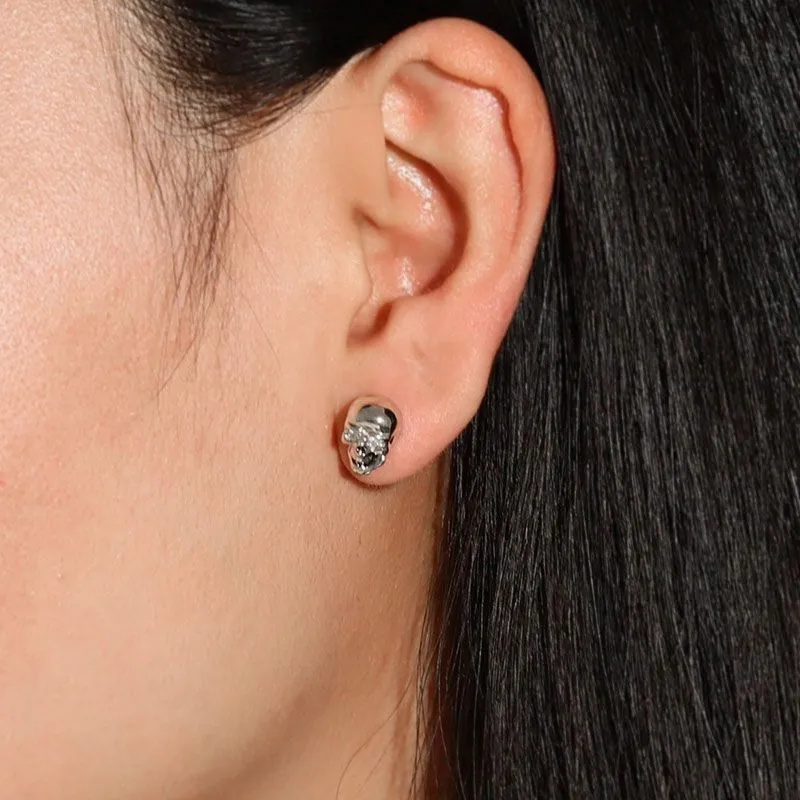 gnoce-kolczyki-silver-skull-studs