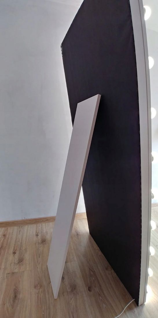 lustro-white-do-makijazu-makeupu-180x80