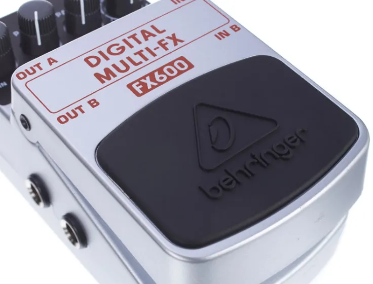 efekt-gitarowy-behringer-fx600-digital-multi-fx-stan-nowy