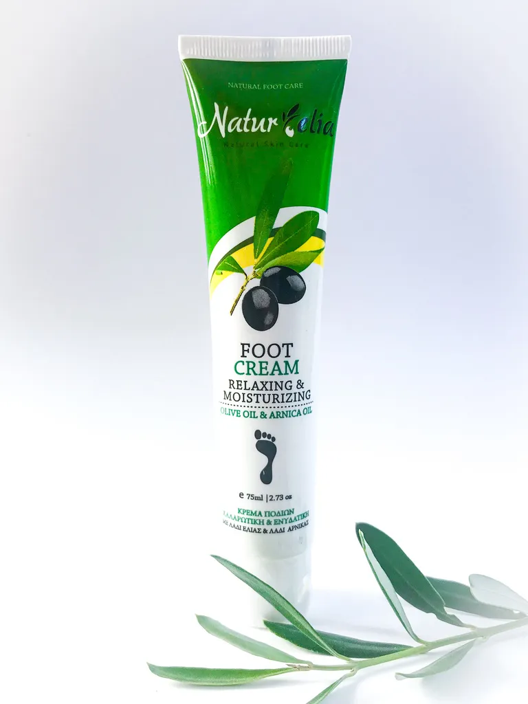naturelia-regenerujacy-krem-do-stop