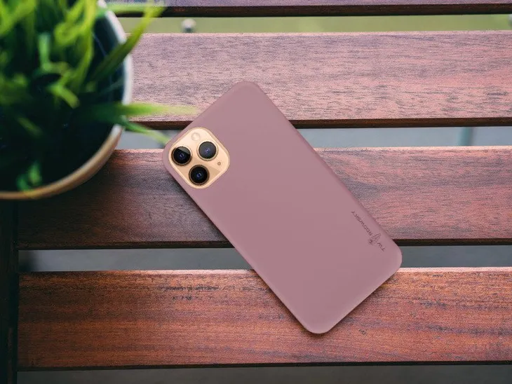 etui-do-iphone-11-pro-max-twardowsky-hole-szklo-stan-nowy-typ-plecki