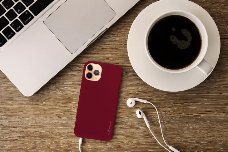 etui-do-iphone-11-pro-twardowsky-hole-szklo-9h-stan-nowy-przeznaczenie-apple