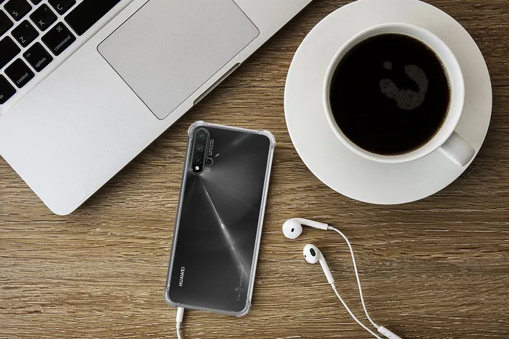 etui-do-huawei-nova-5-pokrowiec-twardowsky-air-stan-nowy-przeznaczenie-huawei
