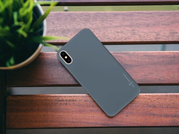 etui-do-iphone-xs-pokrowiec-case-twardowsky-hole-stan-nowy-typ-plecki