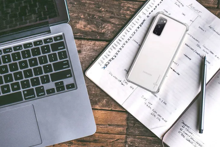 etui-do-samsung-galaxy-s20-fe-case-twardowsky-air-stan-nowy-dedykowany-model-galaxy-s20-fe
