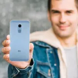 etui-do-redmi-note-4x-case-twardowsky-less-szklo-stan-nowy-material-tworzywo-sztuczne