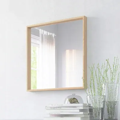 lustro-scienne-biale-65x65-cm-nissedal-ikea