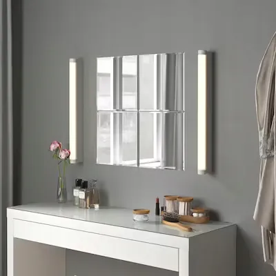 lustro-scienne-przyklejane-30x30-cm-4-sztuki-lots-ksztalt-kwadrat