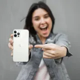 etui-do-iphone-13-pro-pokrowiec-twardowsky-less-stan-nowy-typ-plecki